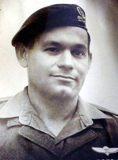 מיכאל פייקס